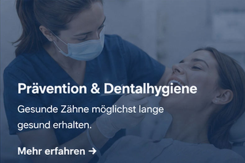 Zahnärztliche Kontrolle im Behandlungsstuhl – Prävention und Dentalhygiene